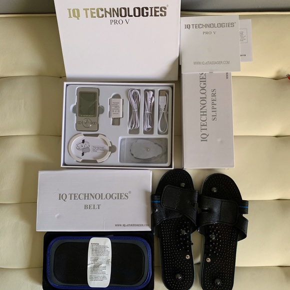 IQ technologies Pro V tens unit w/ accessories new - Picture 1 of 1